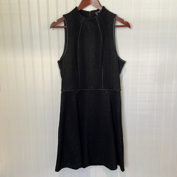 Tart Dresses & Skirts - Tart Snake Skin Dress